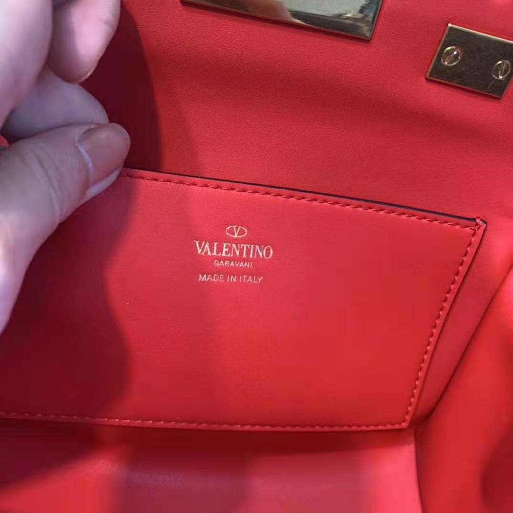 TÚI VALENTINO Rockstud Alcove Grainy Calfskin Box Bag-Red