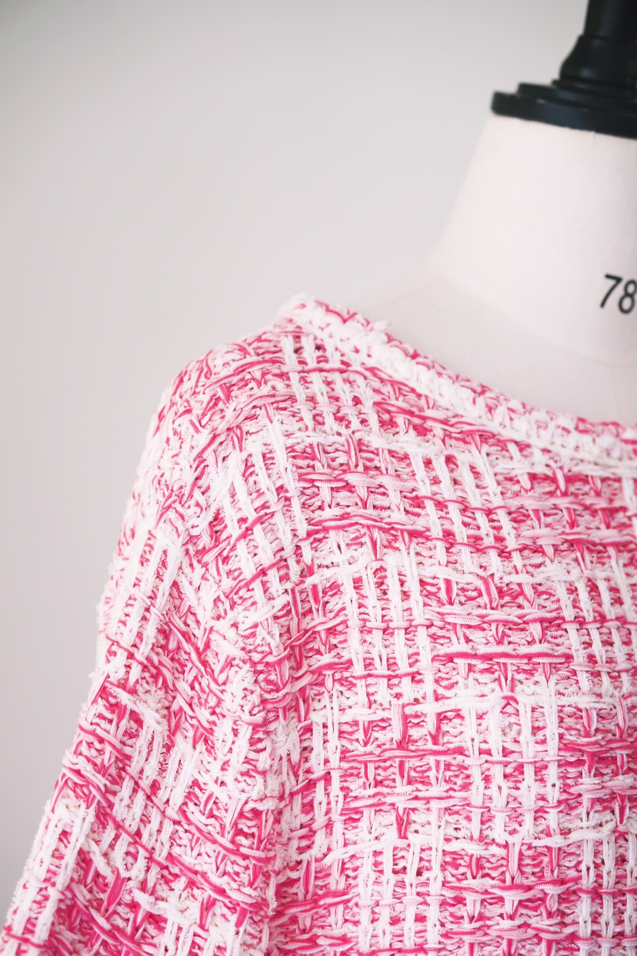 BỘ ĐỒ CHANEL MÀU HỒNG TWEED PINK MID DRESS High Classy
