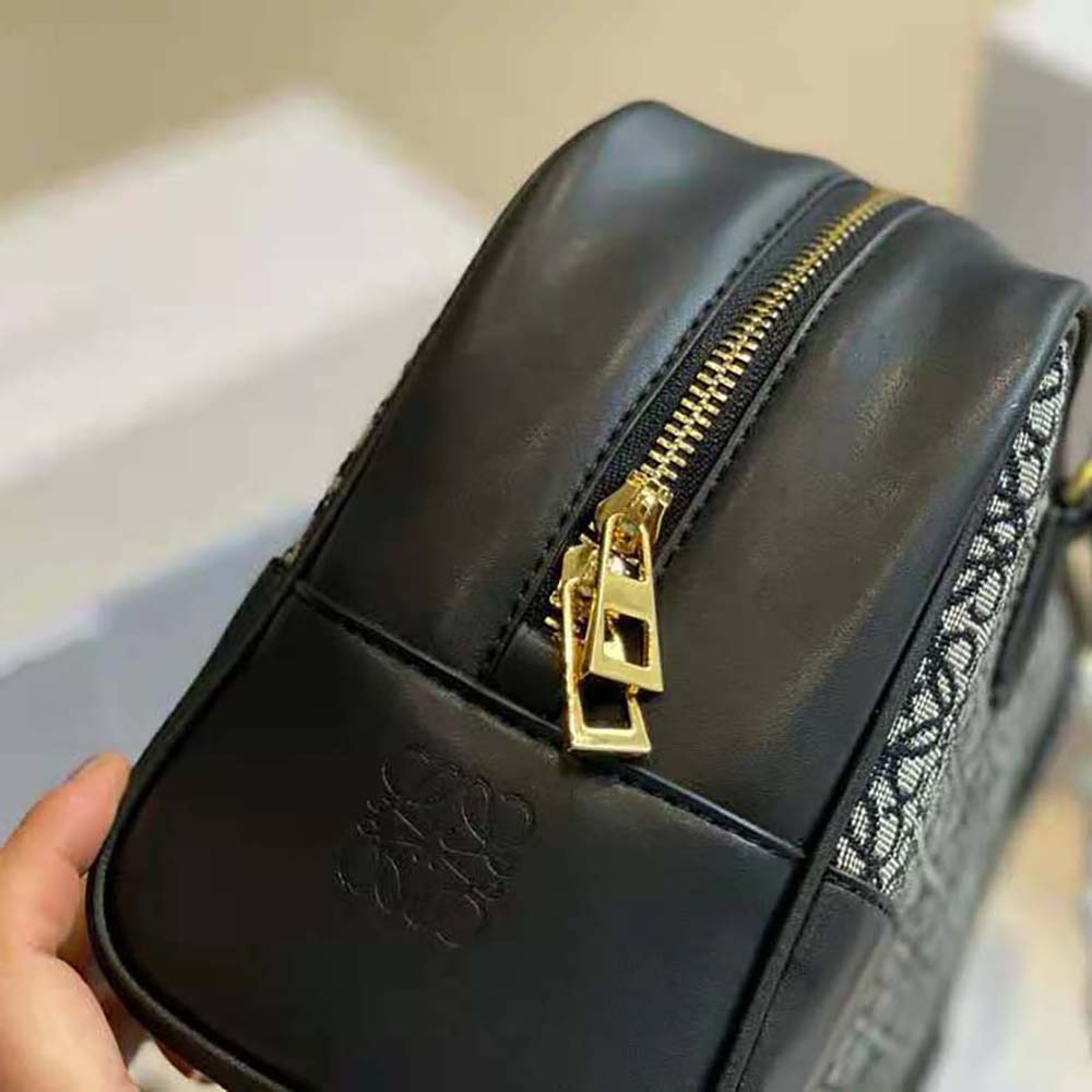 TÚI Loewe Amazona 23 in Anagram Jacquard and Calfskin-Black
