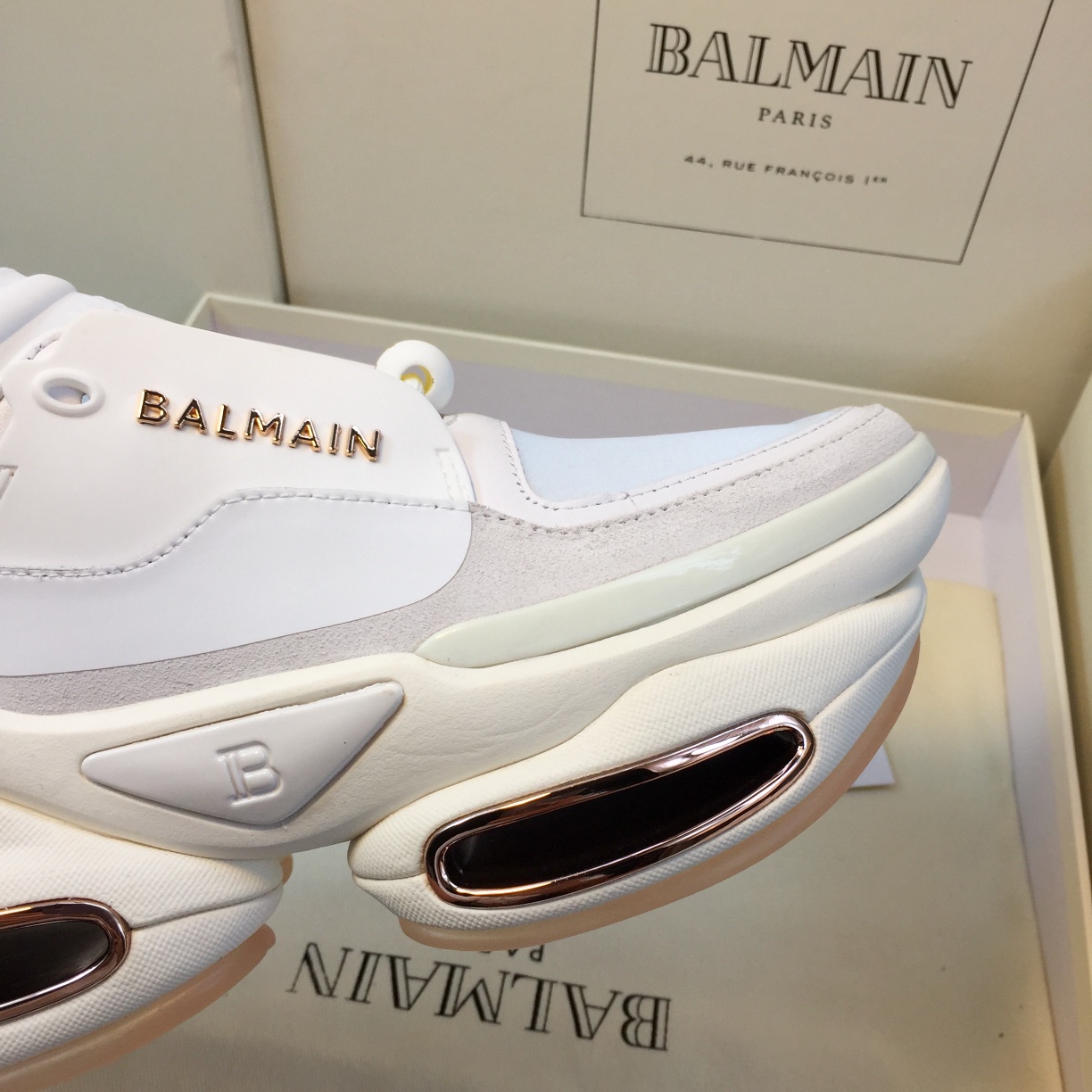 GIÀY BALMAIN WHITE SNEAKERS