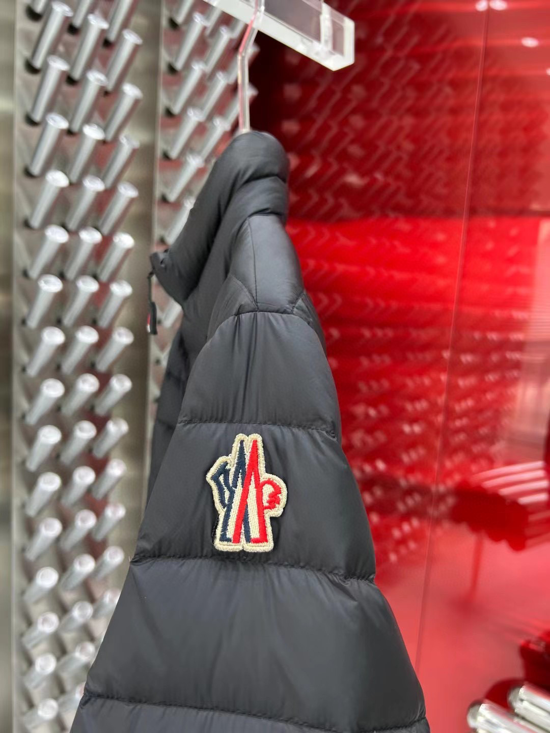 ÁO MONCLER WINTER BLACK DOWN JACKET