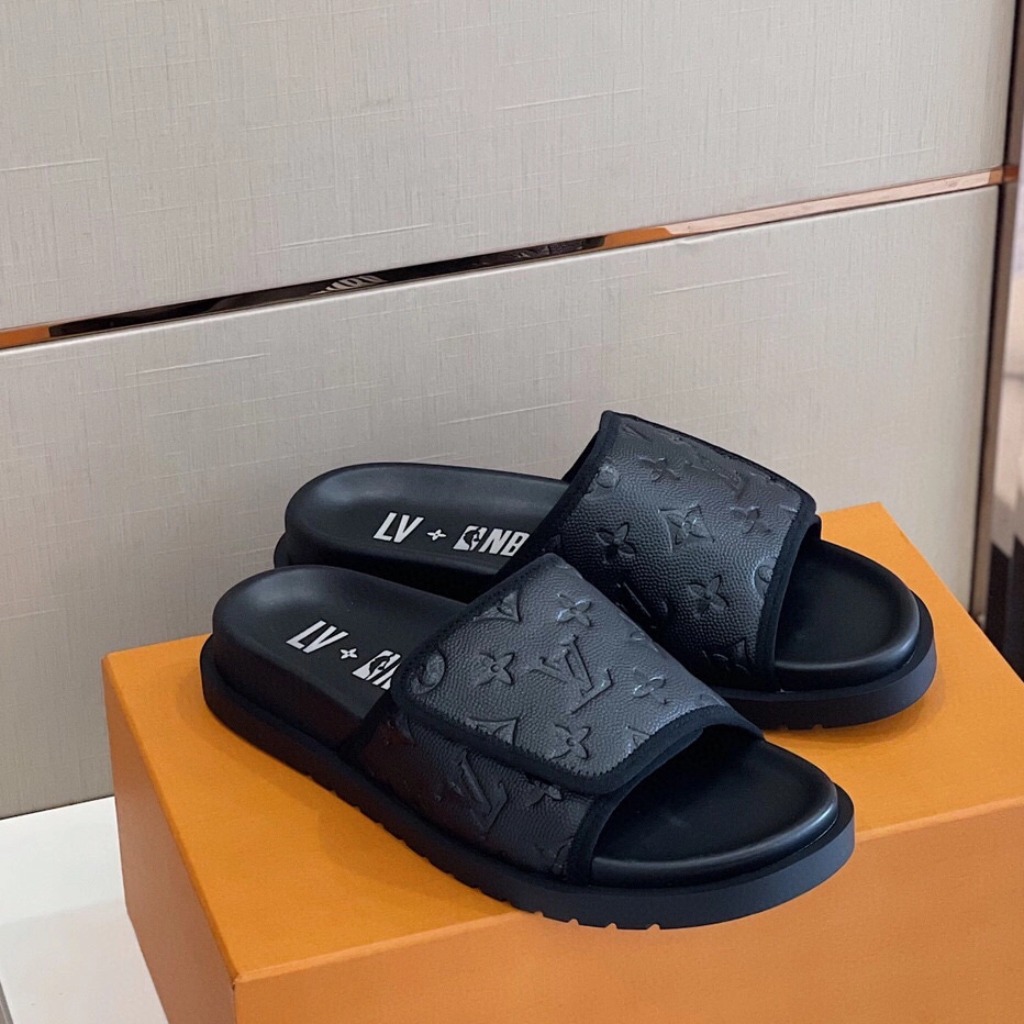 DÉP LOUIS VUITTON MONOGRAM NBA UNISEX SLIPPER