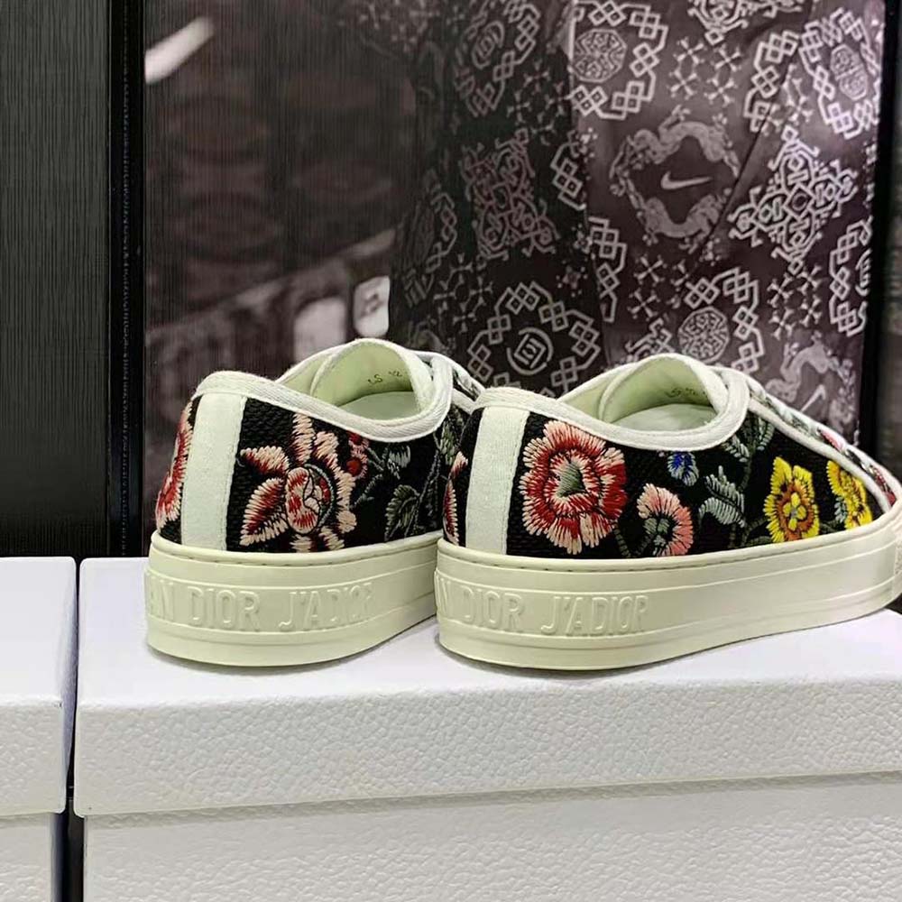 GIÀY Dior Women Walk’N’Dior Sneaker Black Multicolor Cotton Embroidered with Dior Petites Fleurs Motif