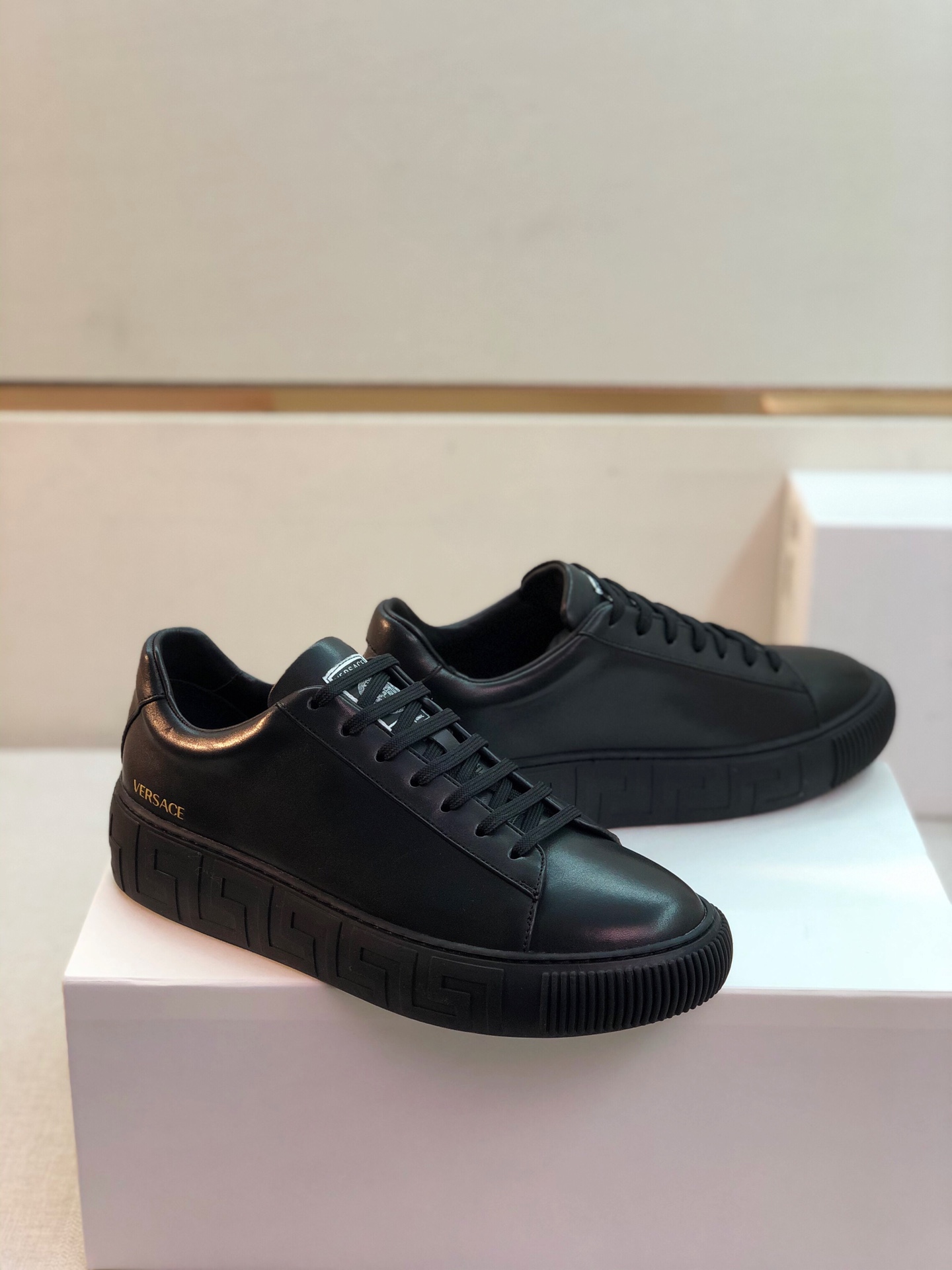 GIÀY VERSACE GRECA SNEAKERS