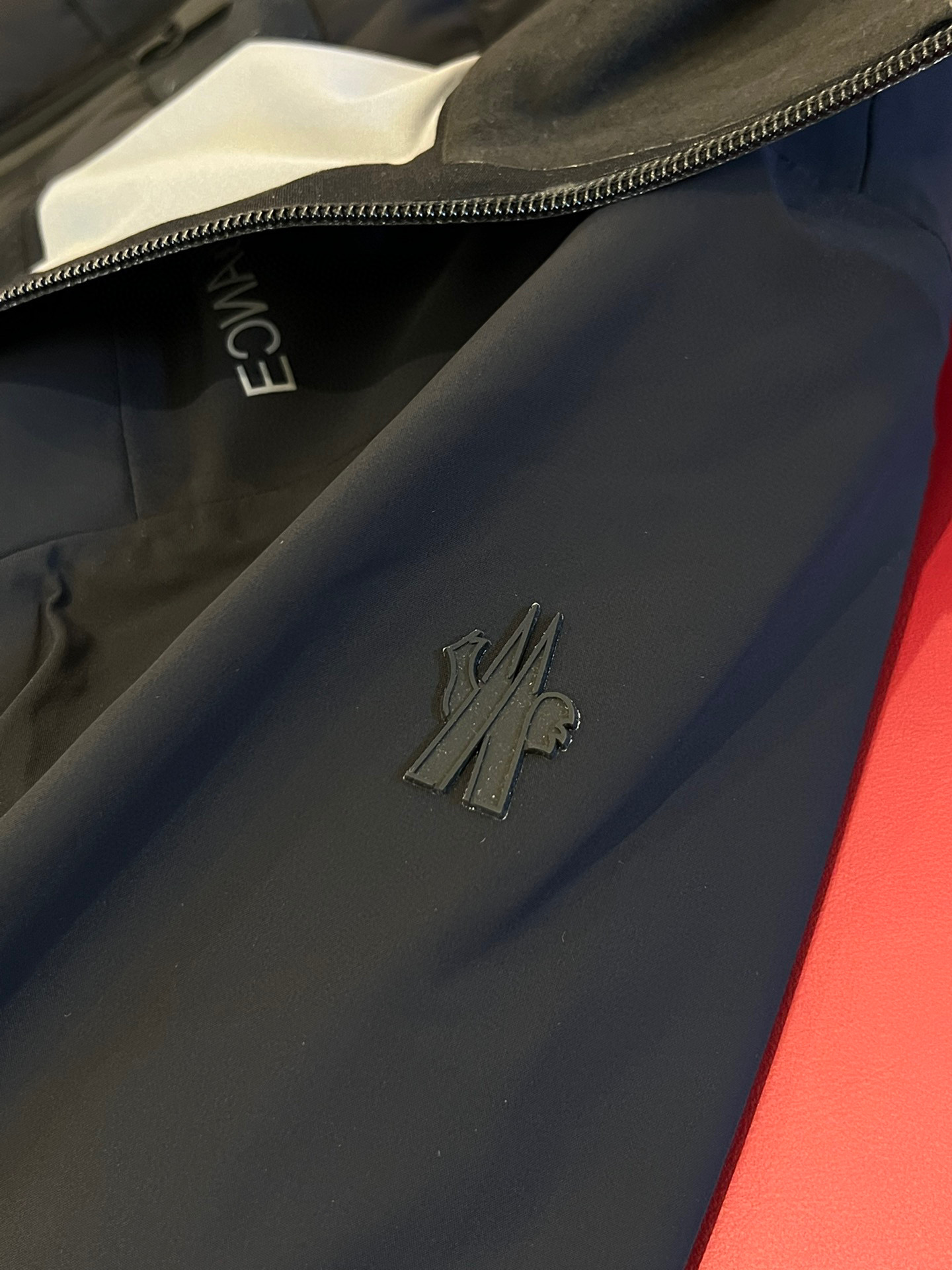 ÁO MONCLER WINTER BLACK DOWN JACKET
