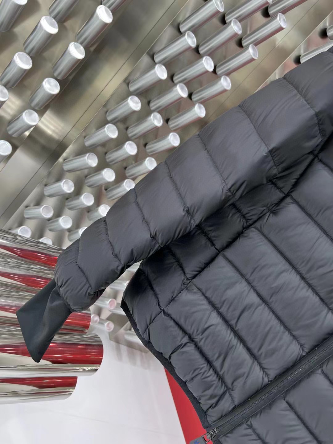 ÁO MONCLER WINTER BLACK DOWN JACKET