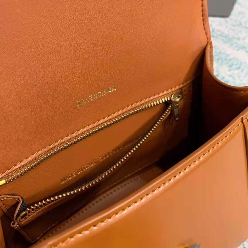 TÚI Balenciaga Hourglass Small Top Handle Bag in Shiny Box Calfskin-Brown