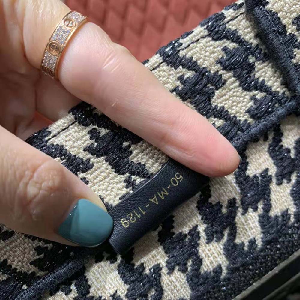 TÚI Dior Book Tote Black Houndstooth Embroidery