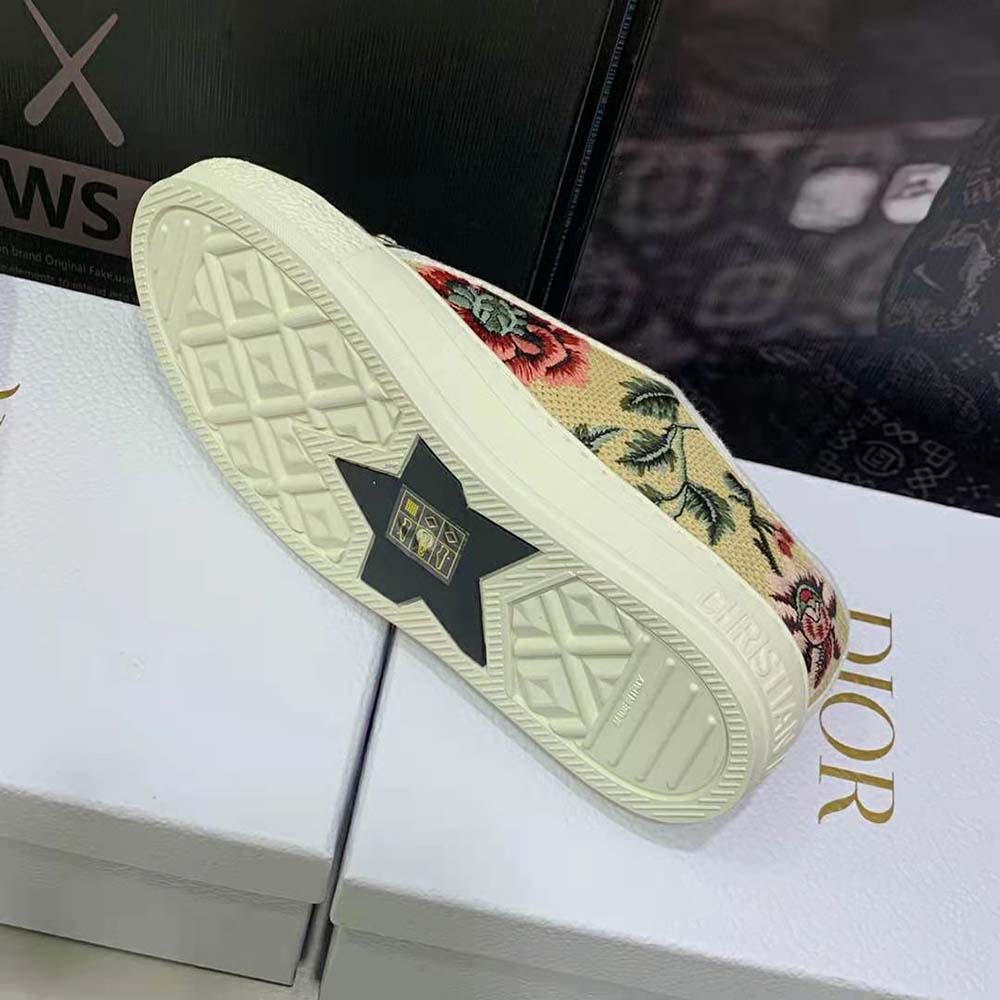 GIÀY Dior Women Walk’N’Dior Sneaker Beige Multicolor Raffia Embroidered with Dior Petites Fleurs Motif