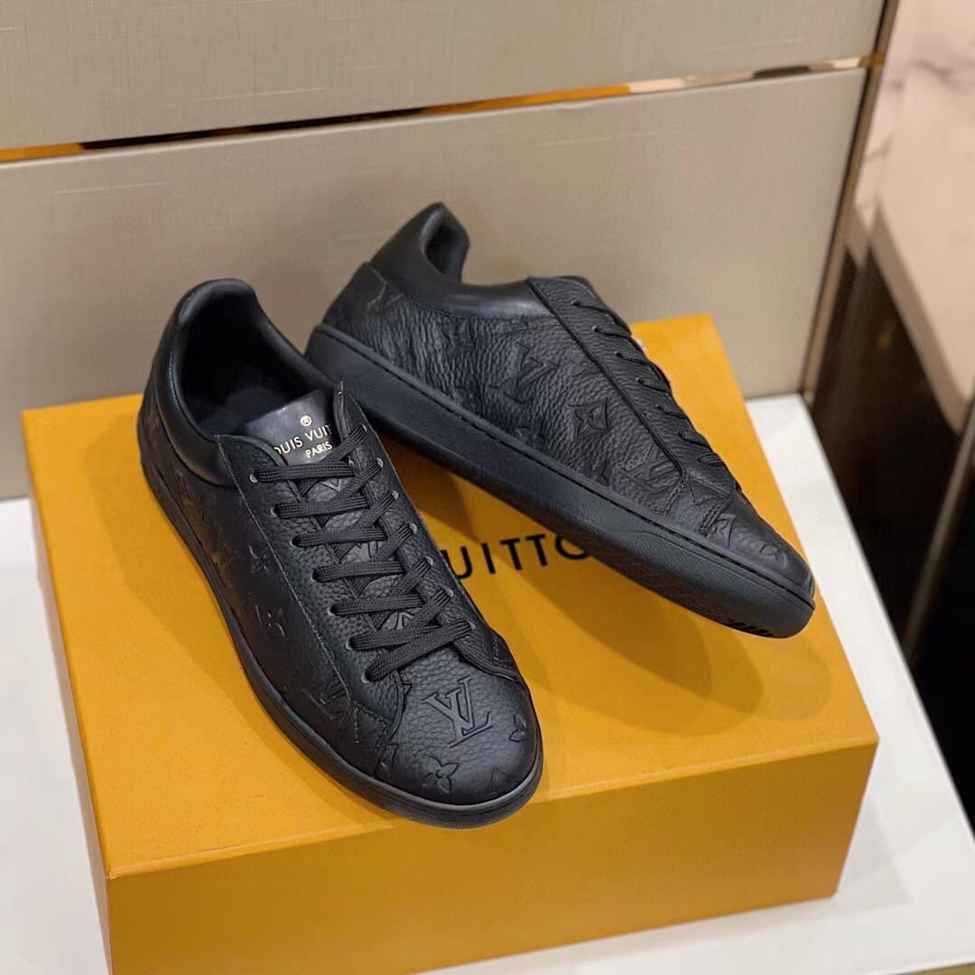 GIÀY LOUIS VUITTON MONOGRAM SNEAKERS SHOES AAA