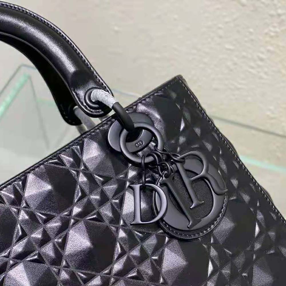 TÚI Dior Women Medium Lady Dior Bag Black Cannage Calfskin with Diamond Motif