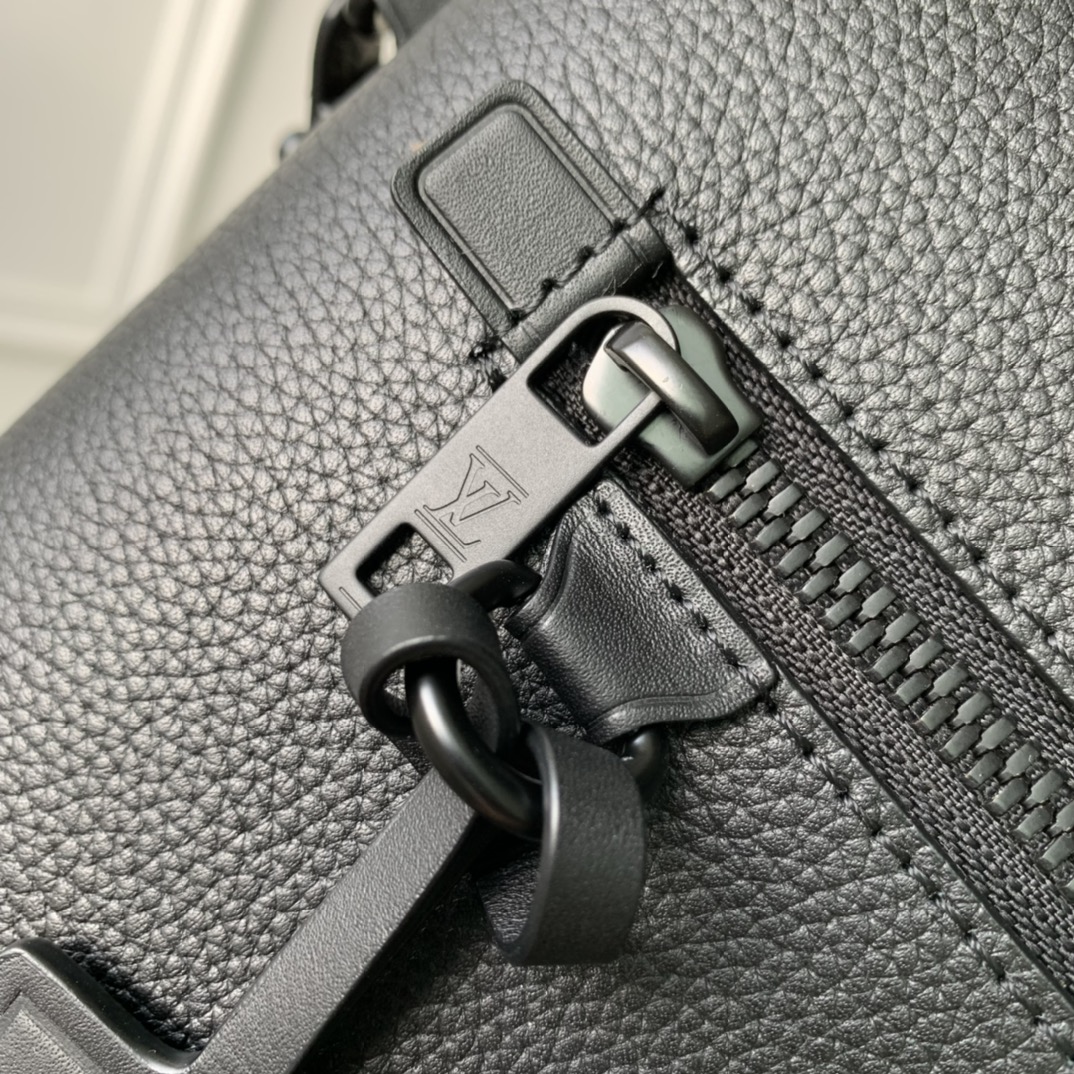 TÚI LOUIS VUITTON AERO IPAD POUCH