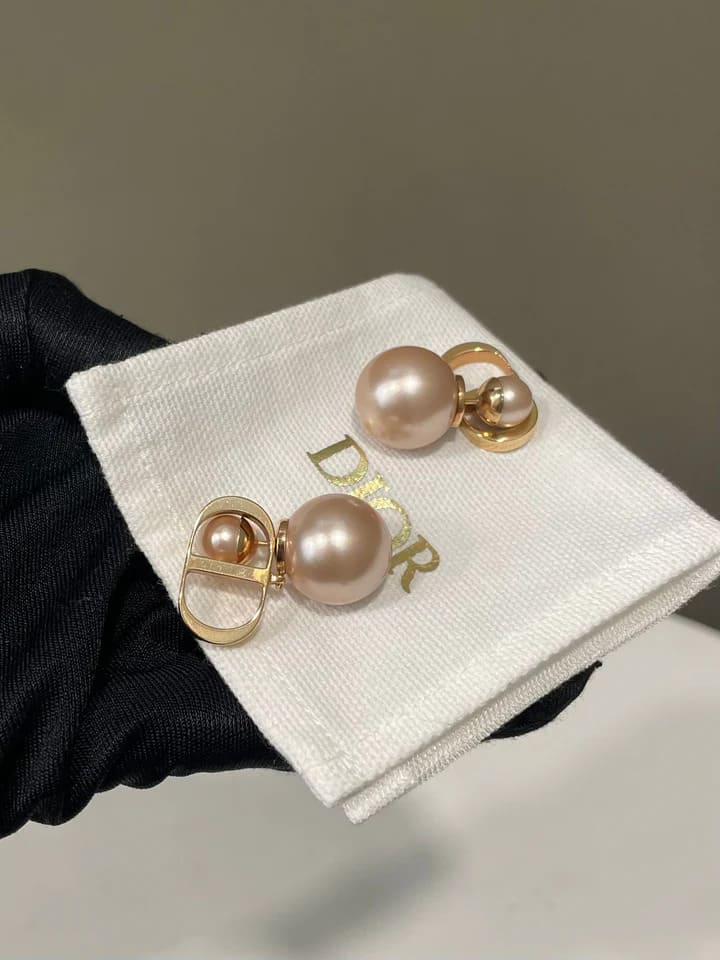 HOA TAI DIOR CD PEARL PINK TRIBALES