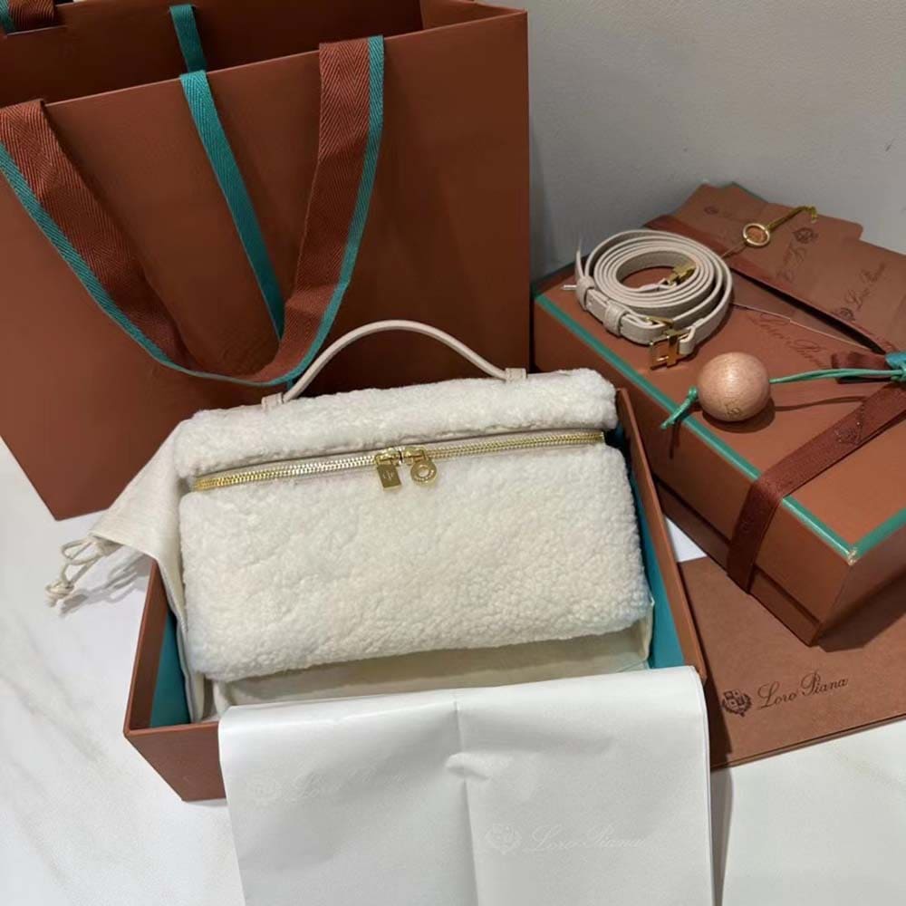 TÚI Loro Piana Women Extra Pocket Pouch L19 in Sheepskin Leather