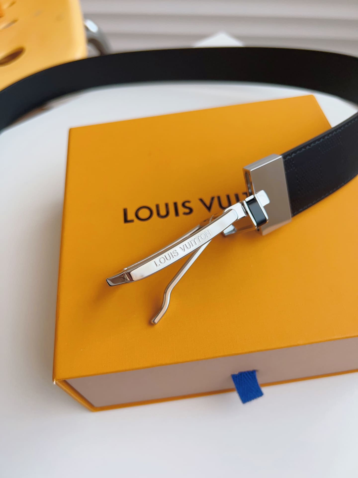 DÂY LƯNG LOUIS VUITTON BLACK SQUARE MONOGRAM DAMIER LEATHER Khóa bạc