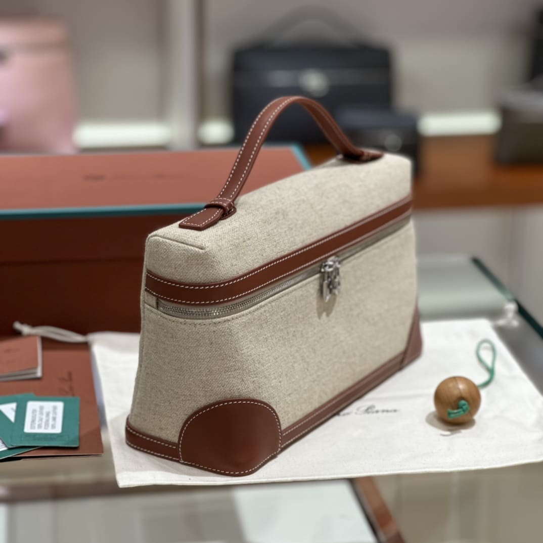 TÚI Loro Piana Women Extra Pocket L27 in Canvas and Leather màu nâu