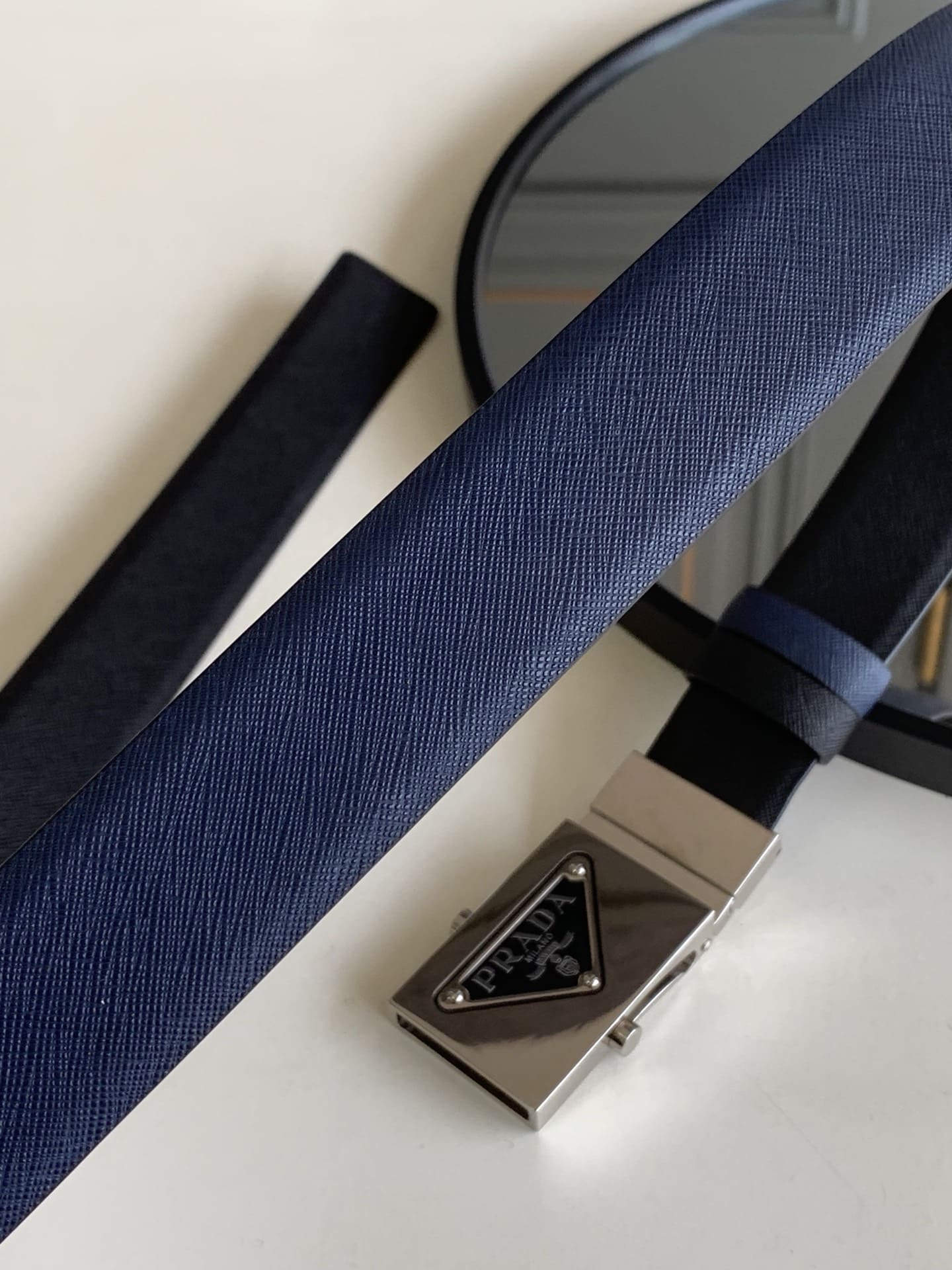 DÂY LƯNG PRADA BLUE SAFFIANO LEATHER Khóa bạc