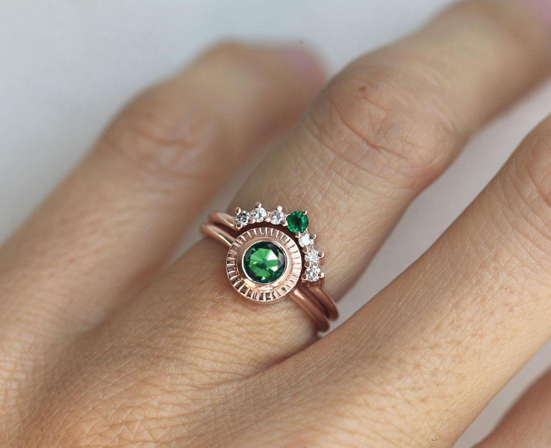 EMERALD  ENGAGEMENT RING 14K YELLOW GOLD