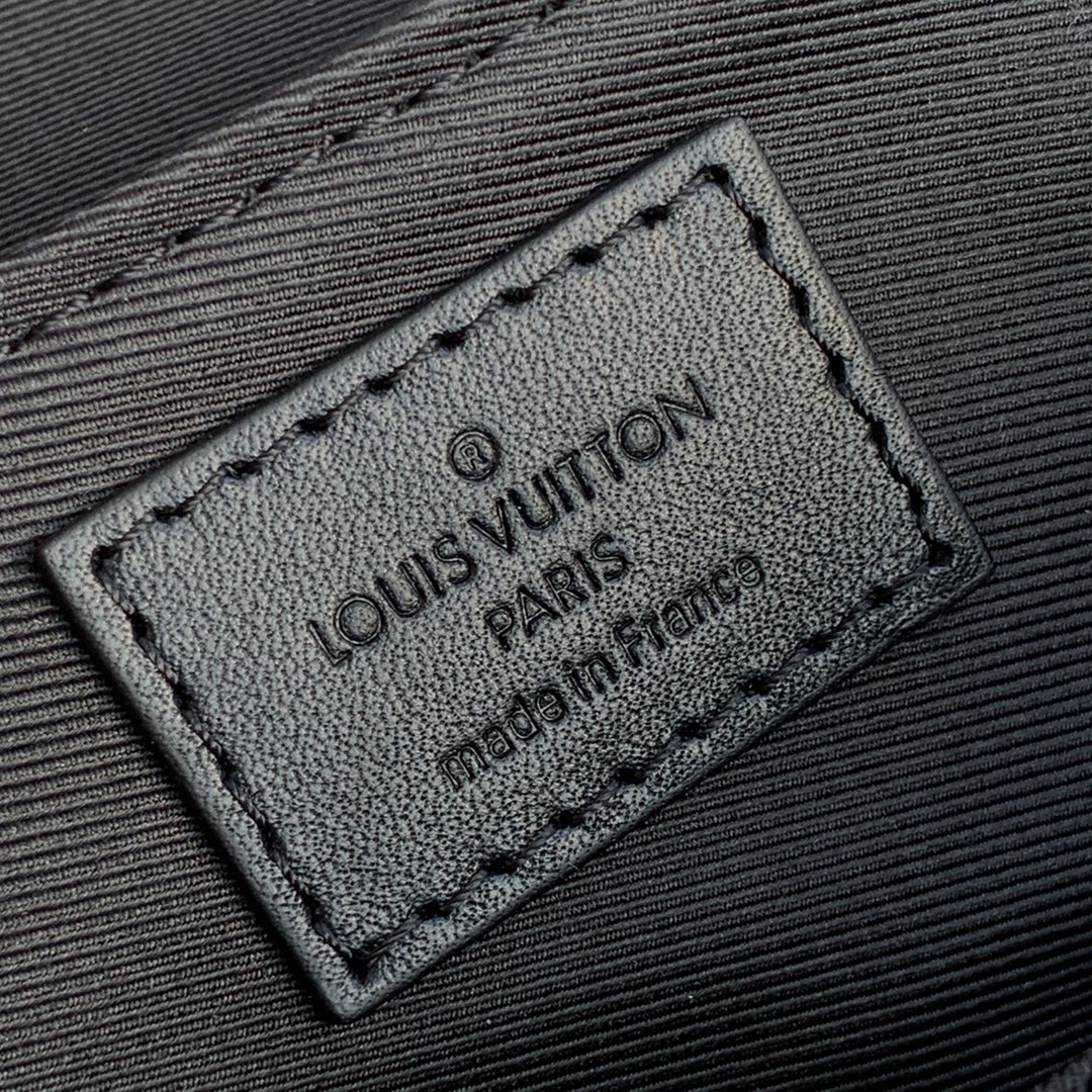 TÚI LOUIS VUITTON Trunk Monogram Taurillon Messenger Bag