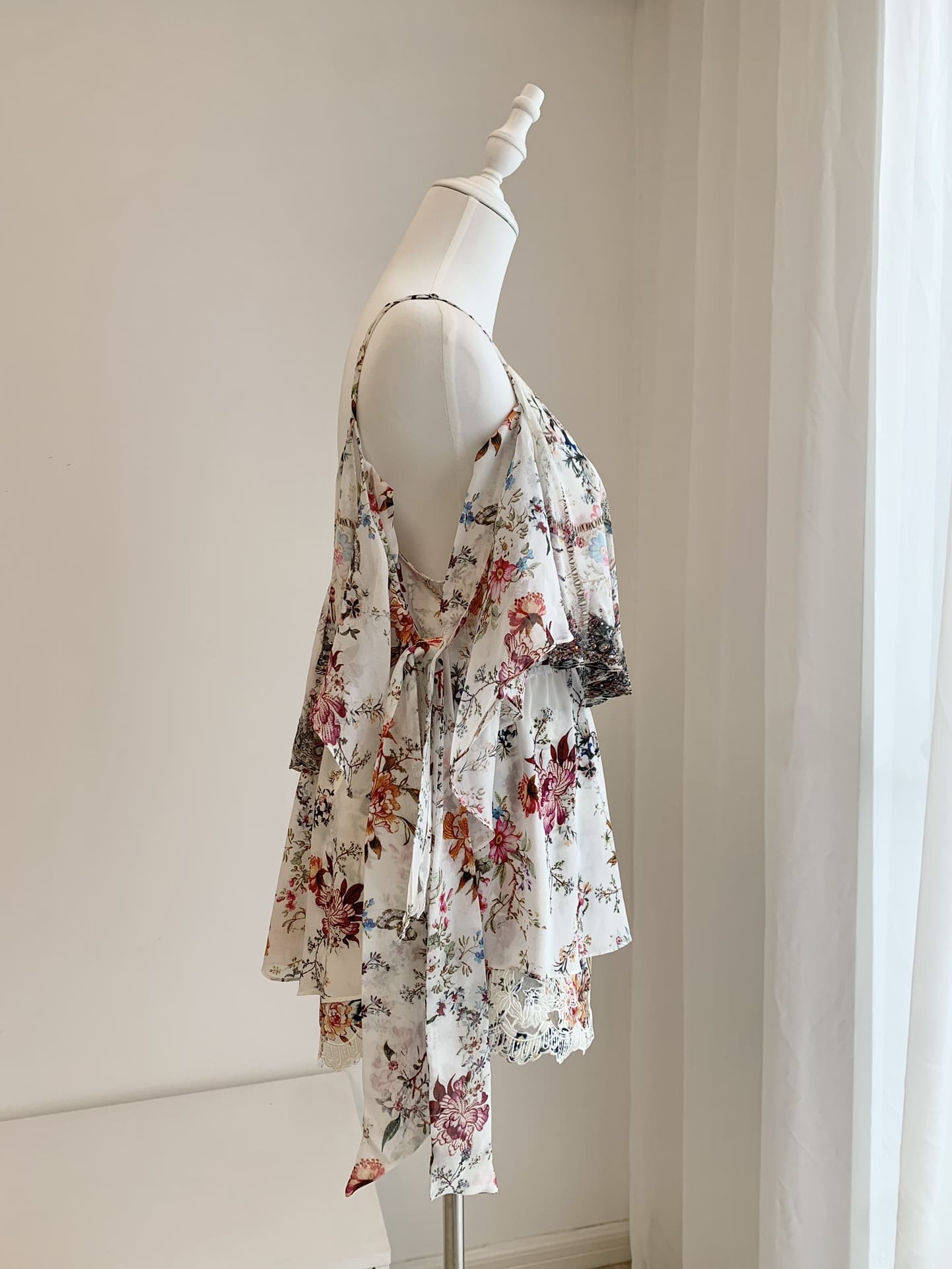 VÁY CAMILLA V NECK Floral Silk Diamond Short High Classy
