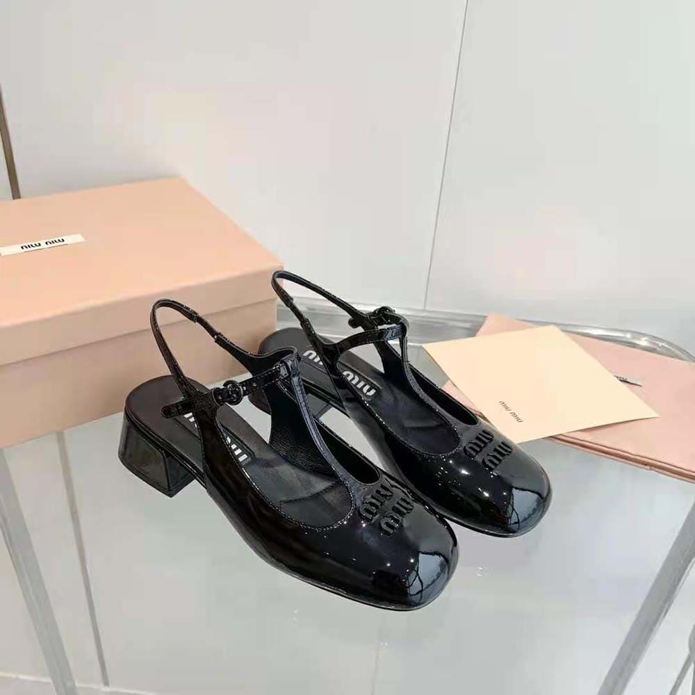 GIÀY Miu Miu Women Patent Leather Slingback Pumps-Black