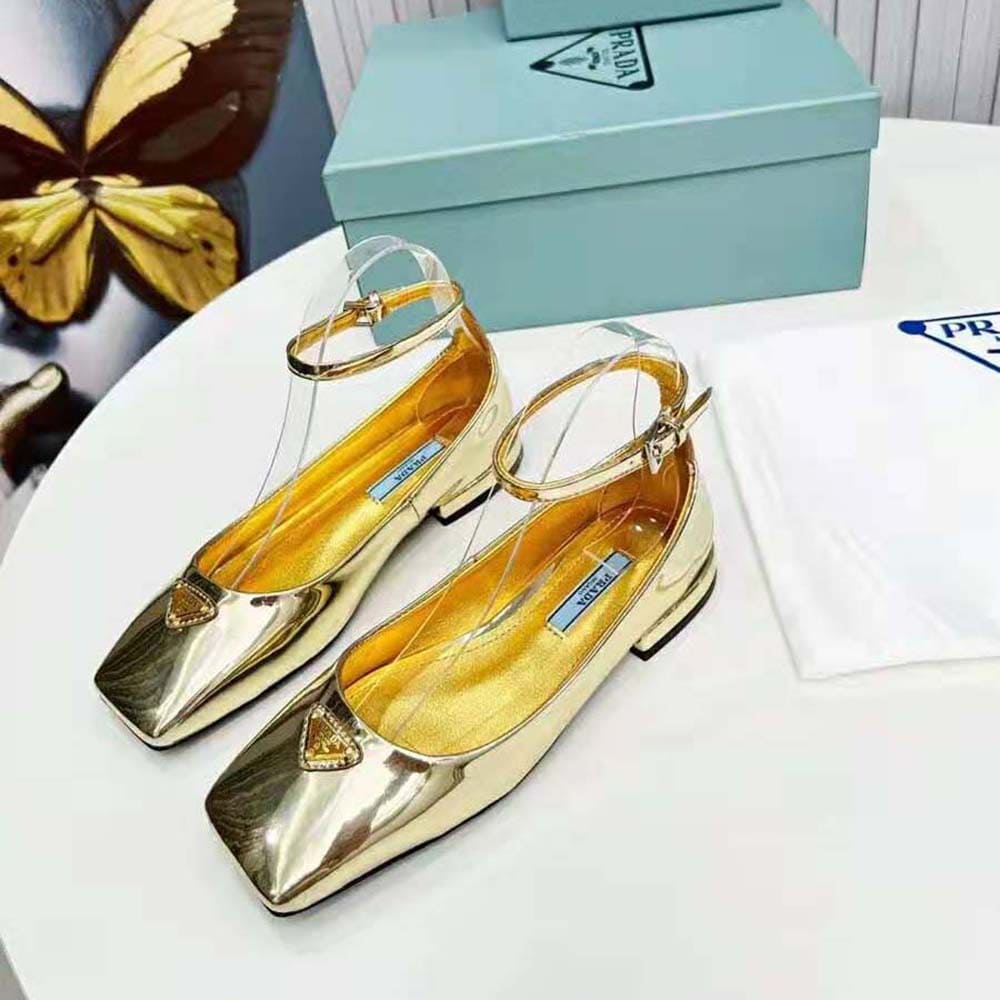 GIÀY Prada Women Patent Leather Ballerinas-Gold