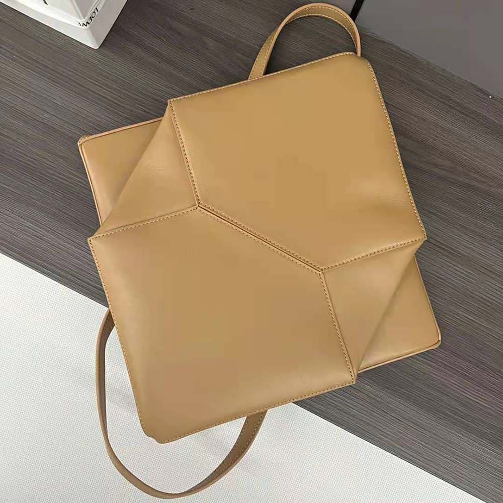 TÚI Loewe Unisex Puzzle Fold Tote in Shiny Calfskin-Brown