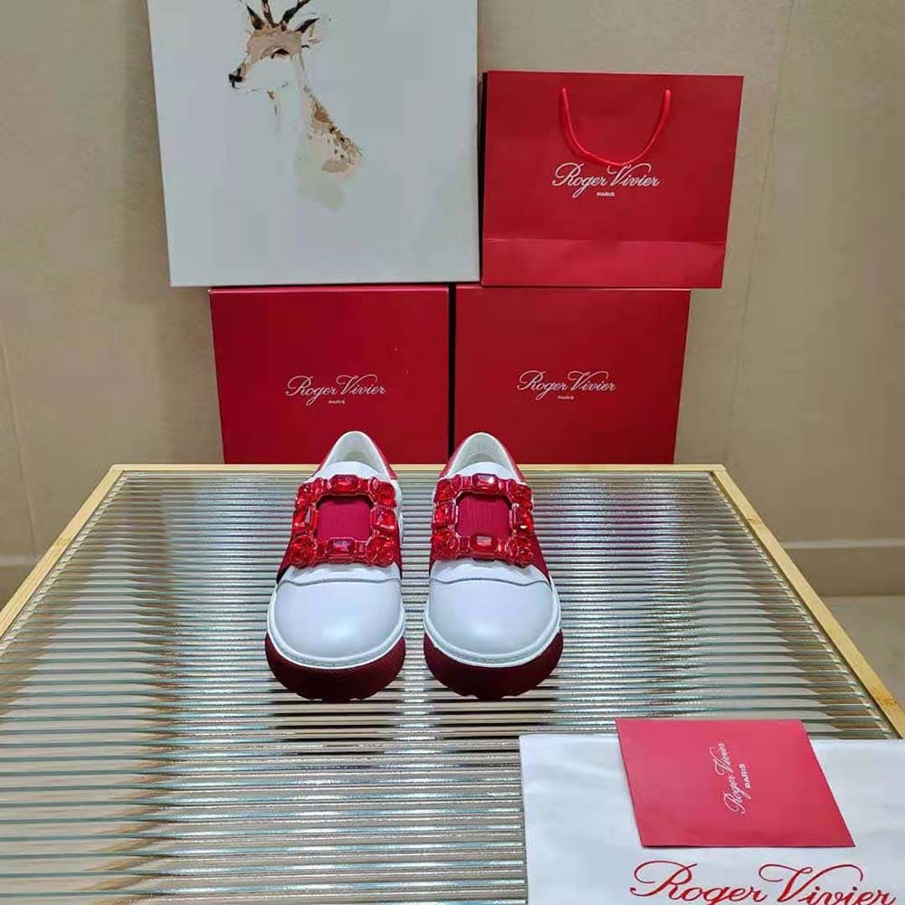 GIÀY Roger Vivier Women Very Vivier Strass Buckle Sneakers in Leather-Red