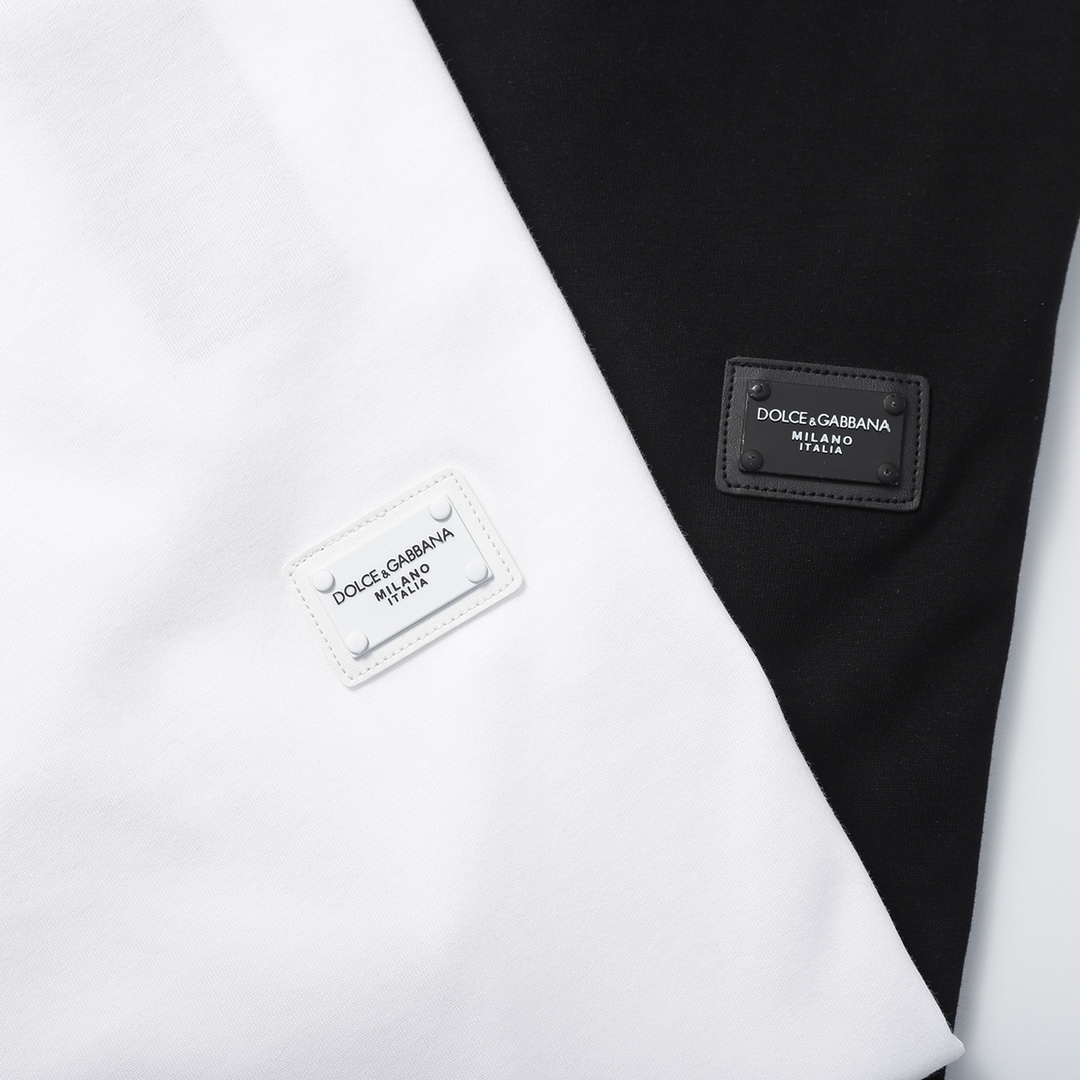 ÁO DOLCE & GABBANA LEATHER PLATE T SHIRT