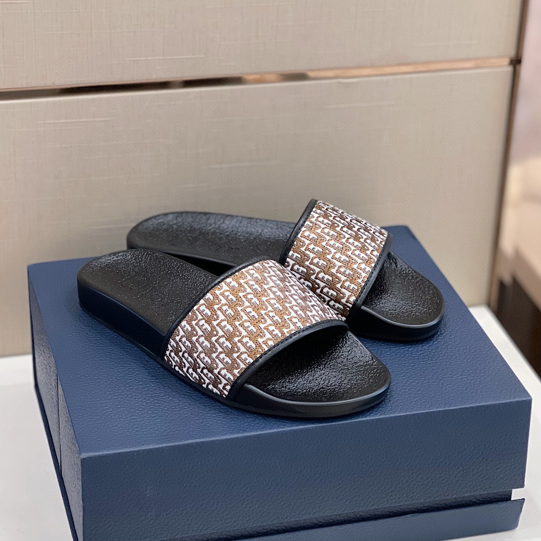 DÉP DIOR OBLIQUE MAN SLIPPER