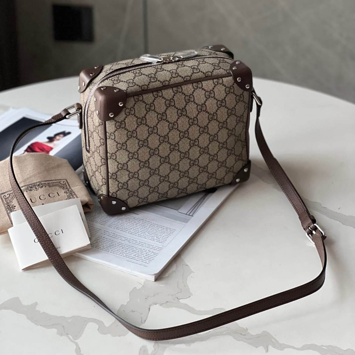TÚI Gucci GG Trunk Vintage bag unisex Top Quality