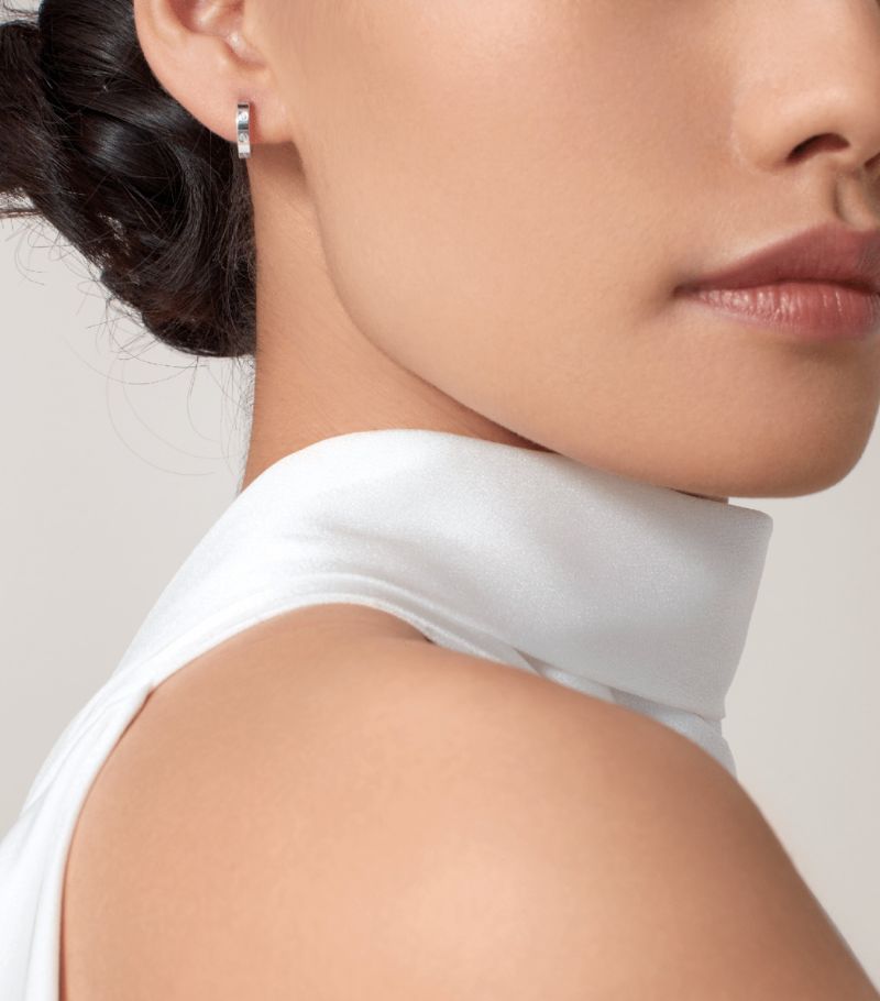 Bông tai CARTIER White Gold LOVE Hoop Earrings vàng trắng 18K