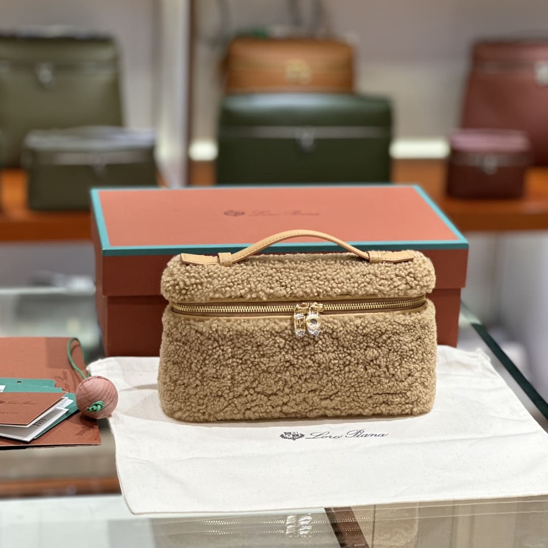 TÚI Loro Piana Women Extra bằng lông cừu CashFur 19