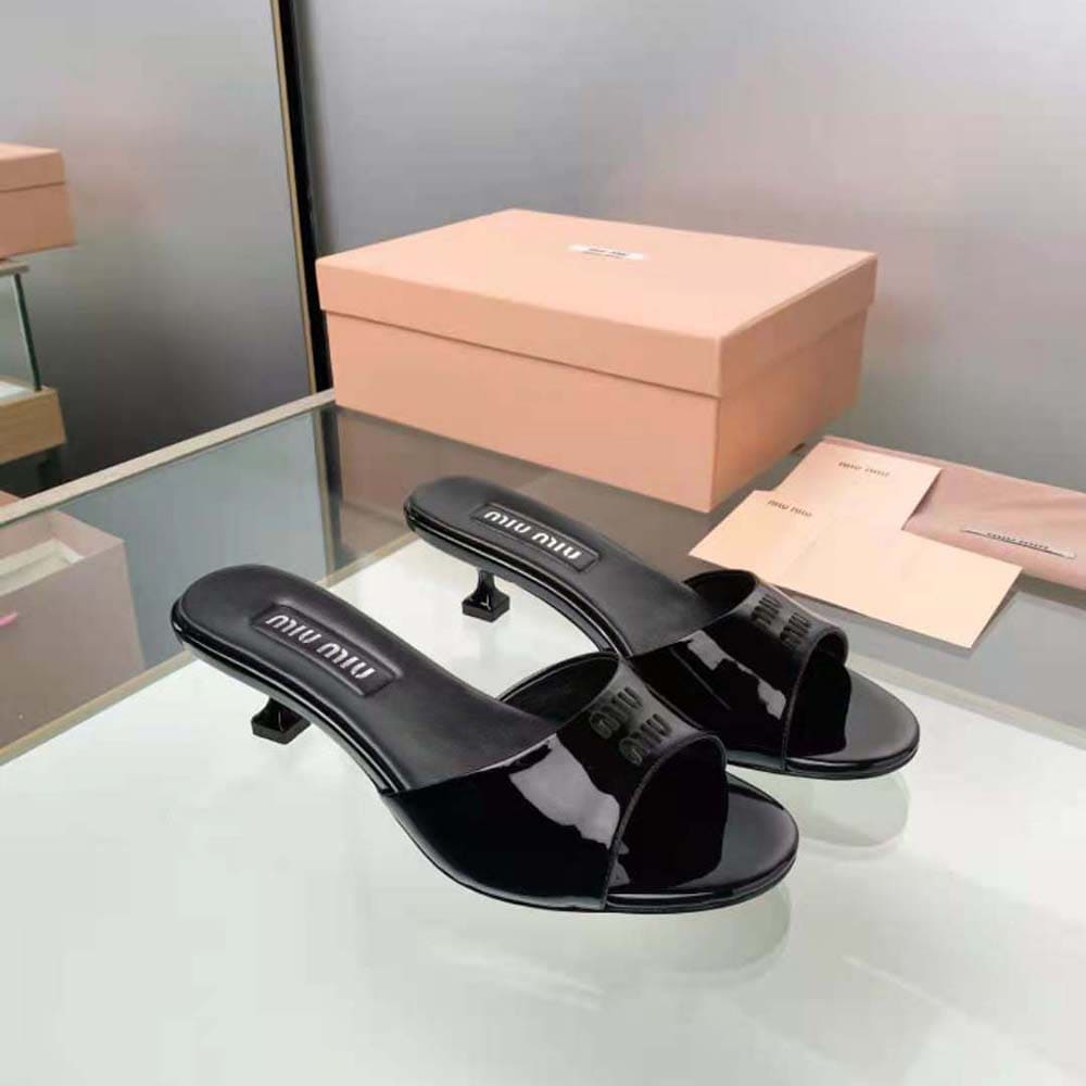 GUỐC Miu Miu Women Patent Leather Sandals in 45 mm Heel Height-Black