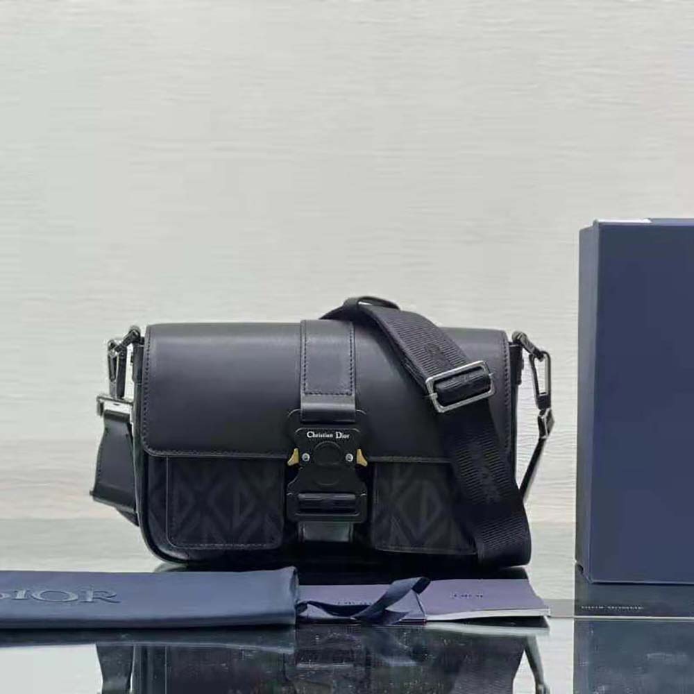 TÚI DIOR  Black CD Diamond Canvas and Smooth Calfskin