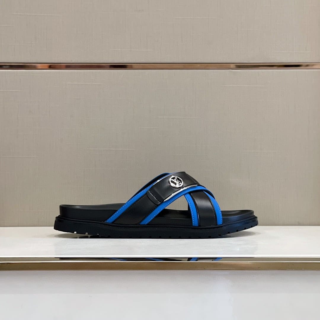 DÉP LOUIS VUITTON TRIANGLE LOGO SANDAL AAA