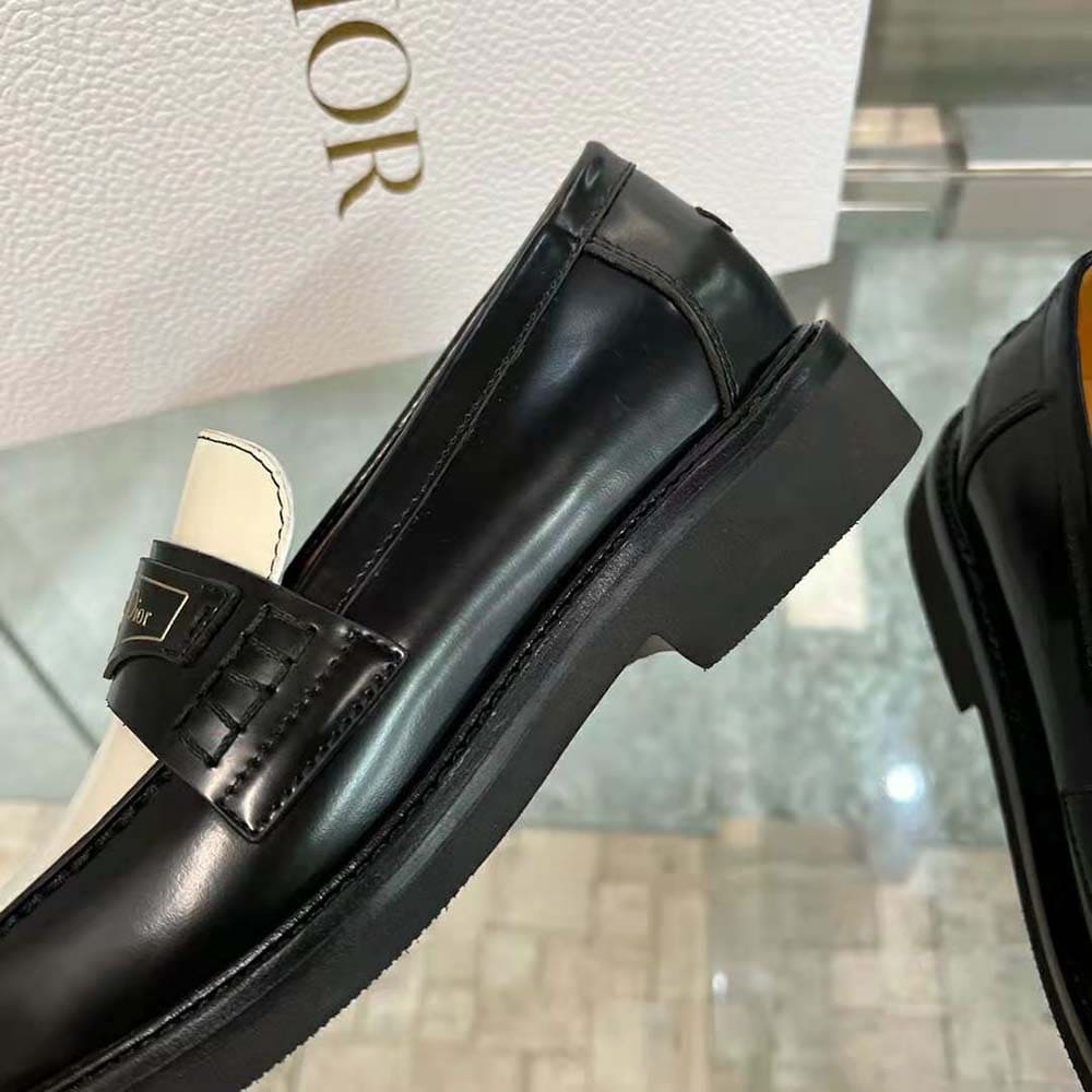 GIÀY Dior Women Boy Loafer Black and White Brushed Calfskin