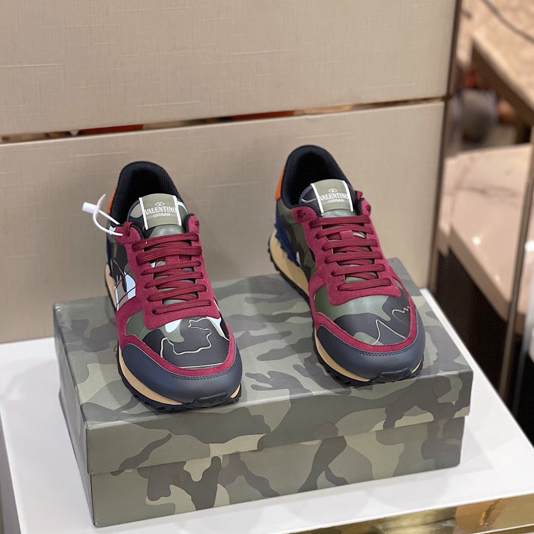 GIÀY VALENTINO STUDD LEATHER RUNNER SNEAKER SHOES AAA