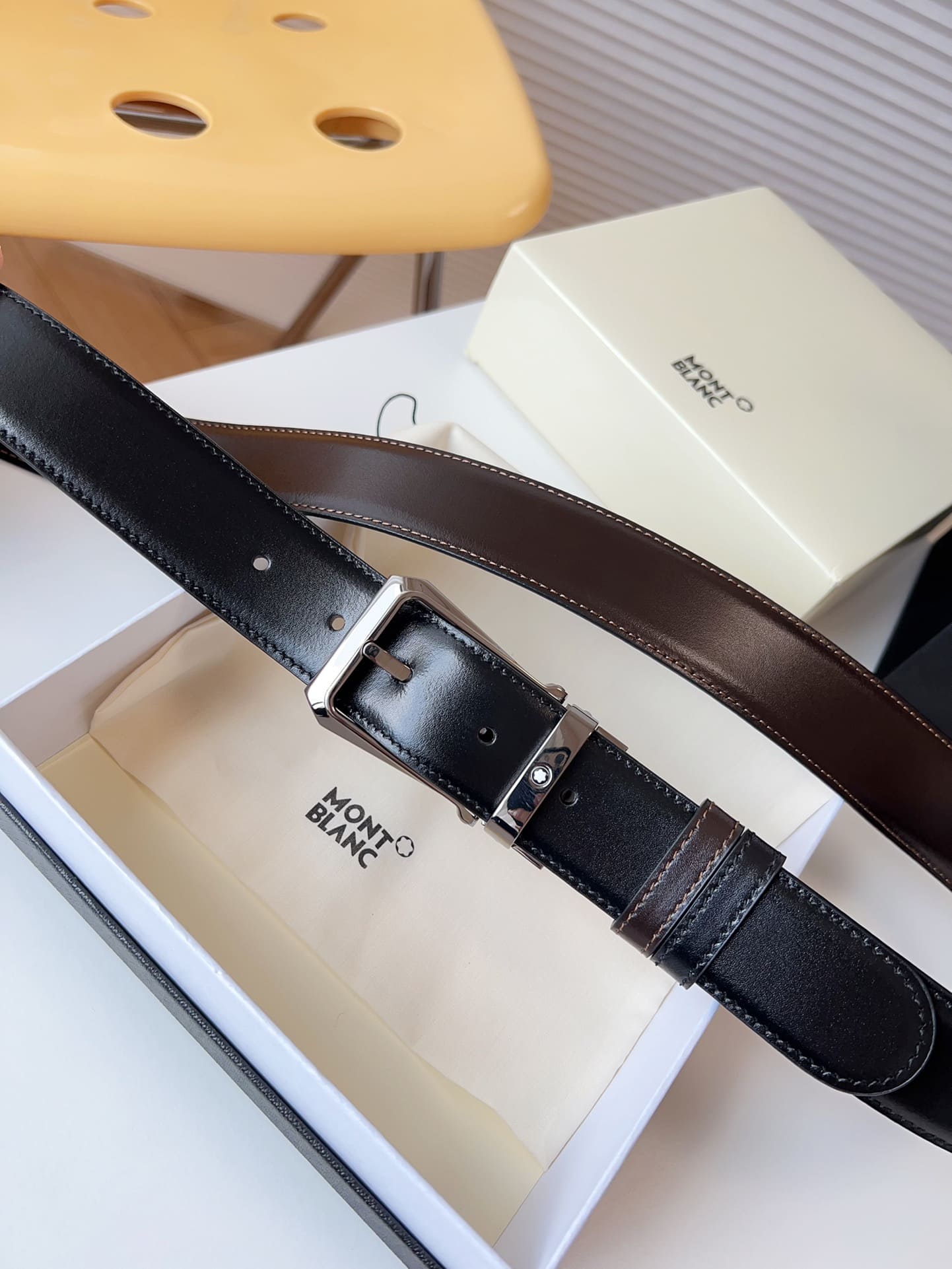 DÂY LƯNG MONTBLANC CALFSKIN LEATHER Belt Khóa bạc