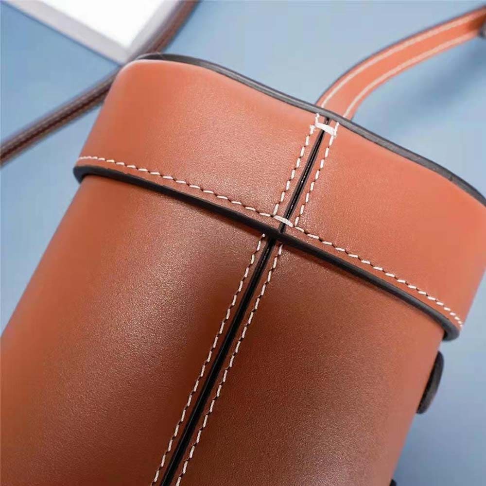 TÚI Celine Women Small Box Cuir Triomphe in Smooth Calfskin-Brown