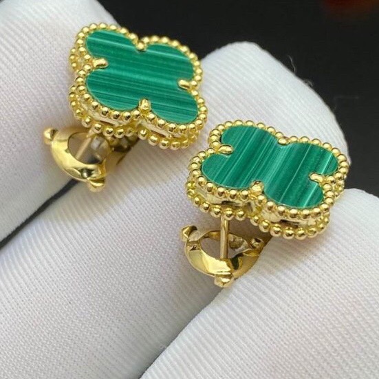 KHUYÊN TAI VAN CLEEF & ARPELS ALHAMBRA EARRINGS MALACHITE 15MM GOLD 18K YELLOW GOLD