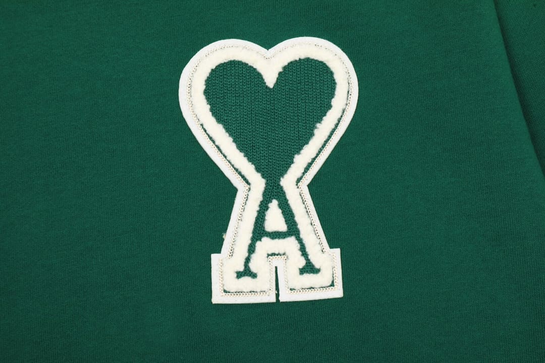 ÁO Ami Paris Heart Logo Sweater Unisex