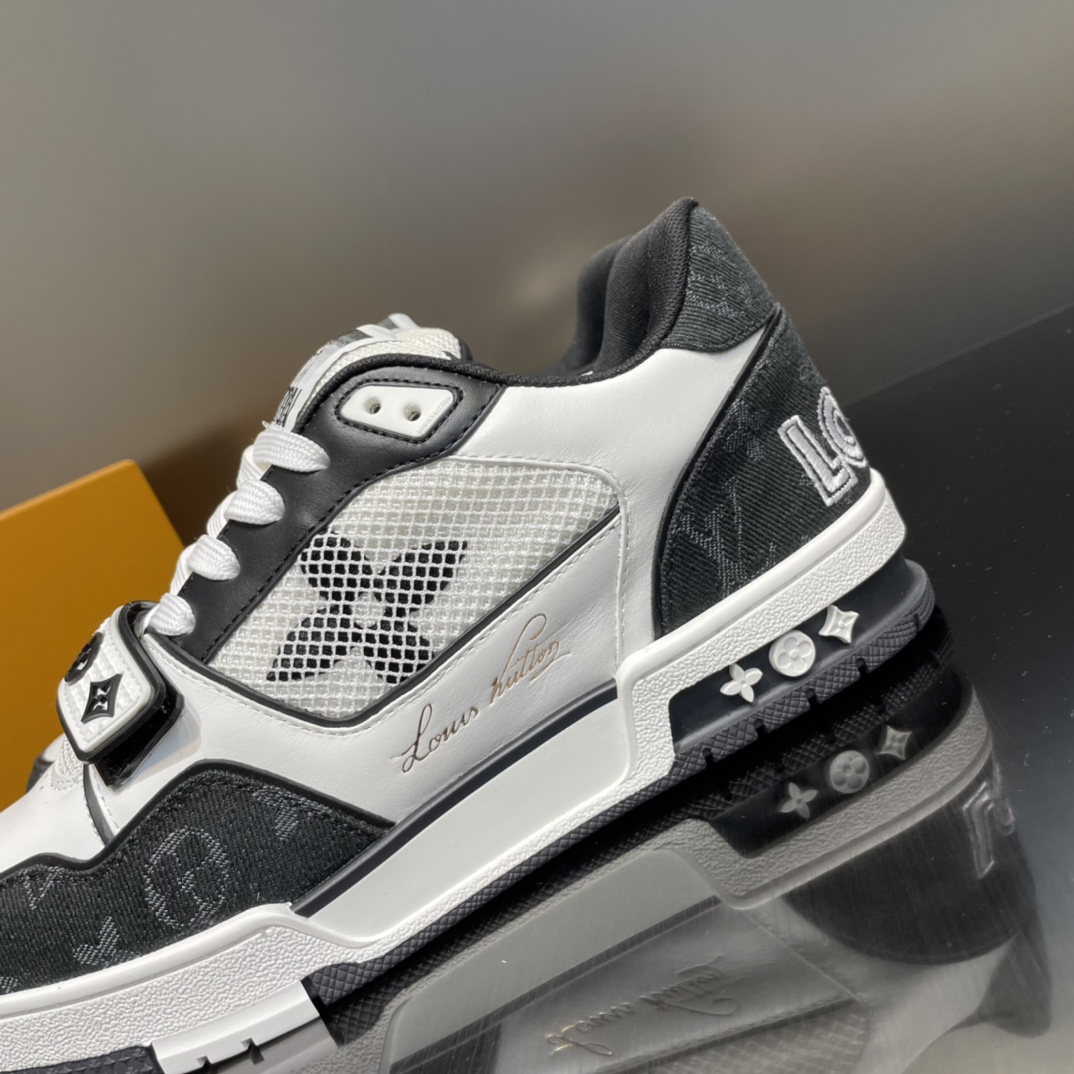 GIÀY LOUIS VUITTON TRAINER MONOGRAM SNEAKERS SHOES AAA