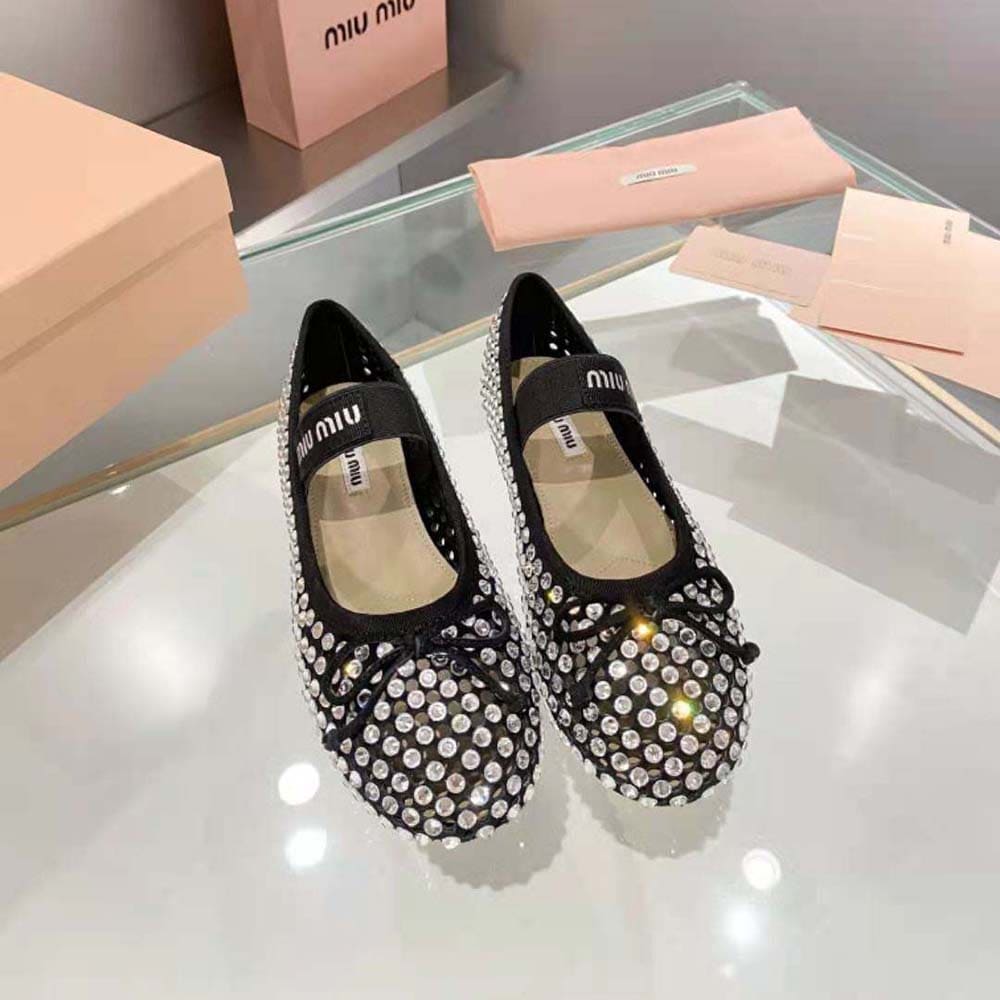 GIÀY Miu Miu Women Satin Ballerinas-Black