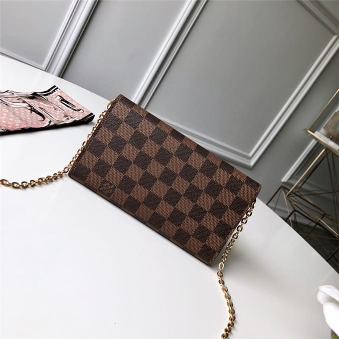 Túi LOUIS VUITTON choisette wallet