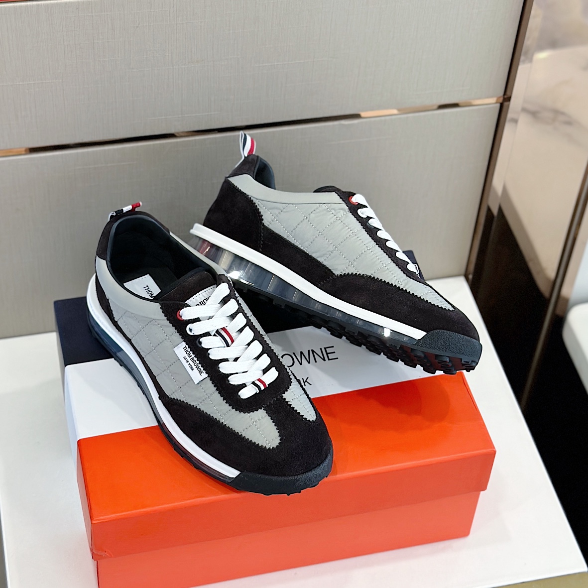 GIÀY THOM BROWNE SNEAKERS SHOES AAA