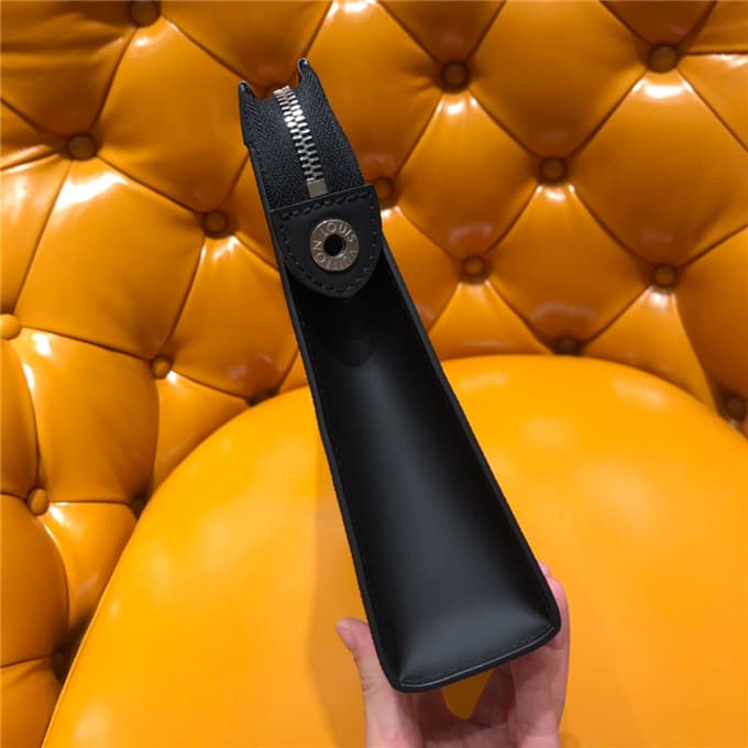 Túi LOUIS VUITTON pochette voyage mm bag unisex