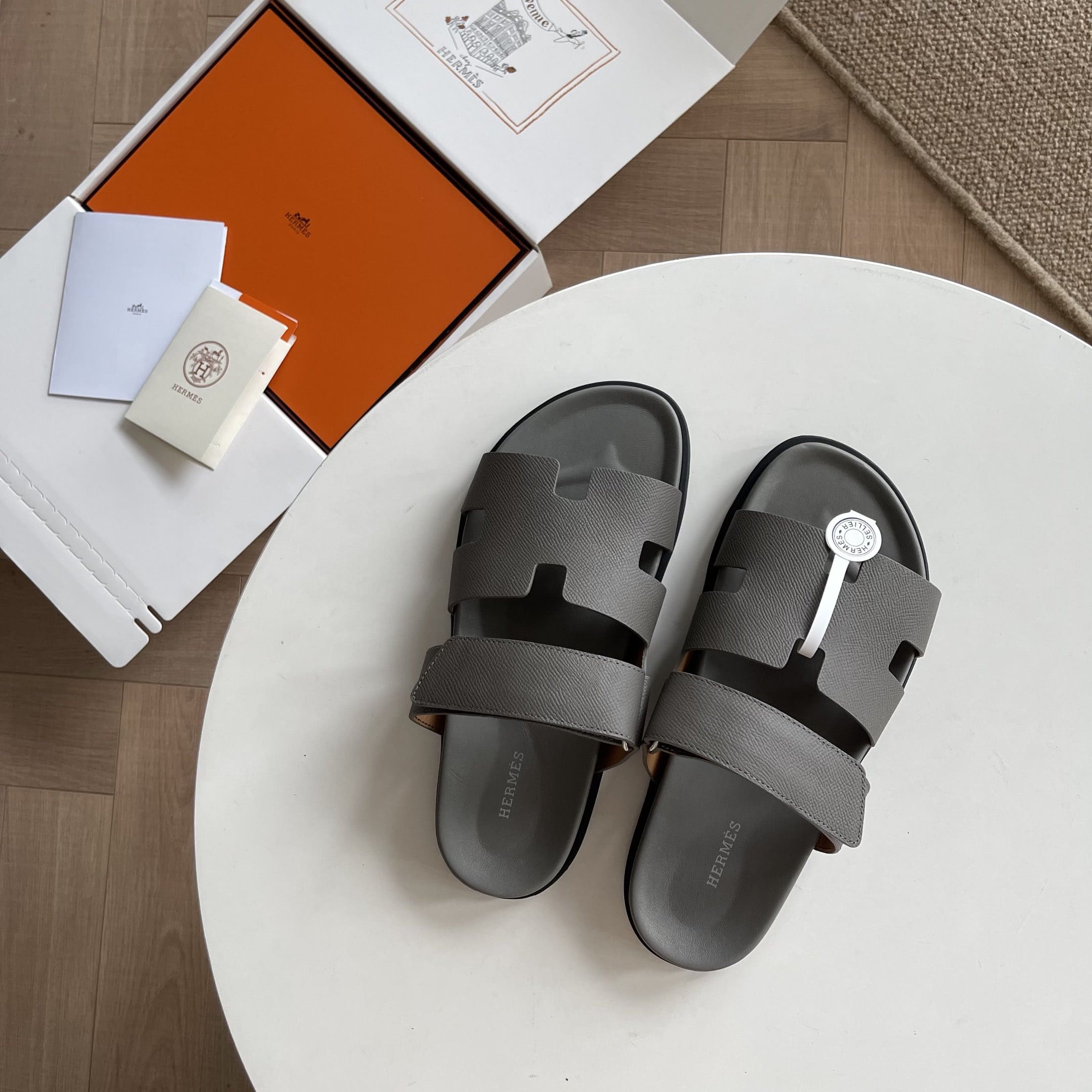 DÉP HERMES CHYPRE SANDAL UNISEX AAA