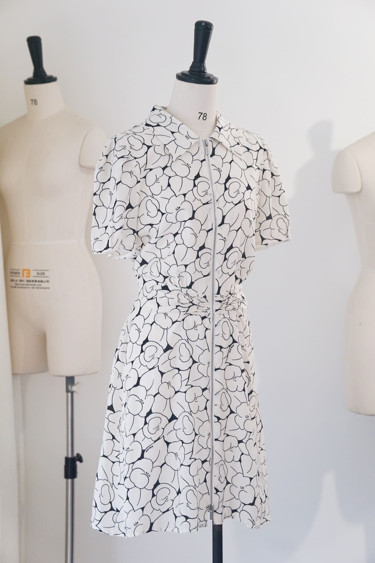 ĐẦM MIU MIU CAMELLIA HOA TRÀ MID DRESS High Classy