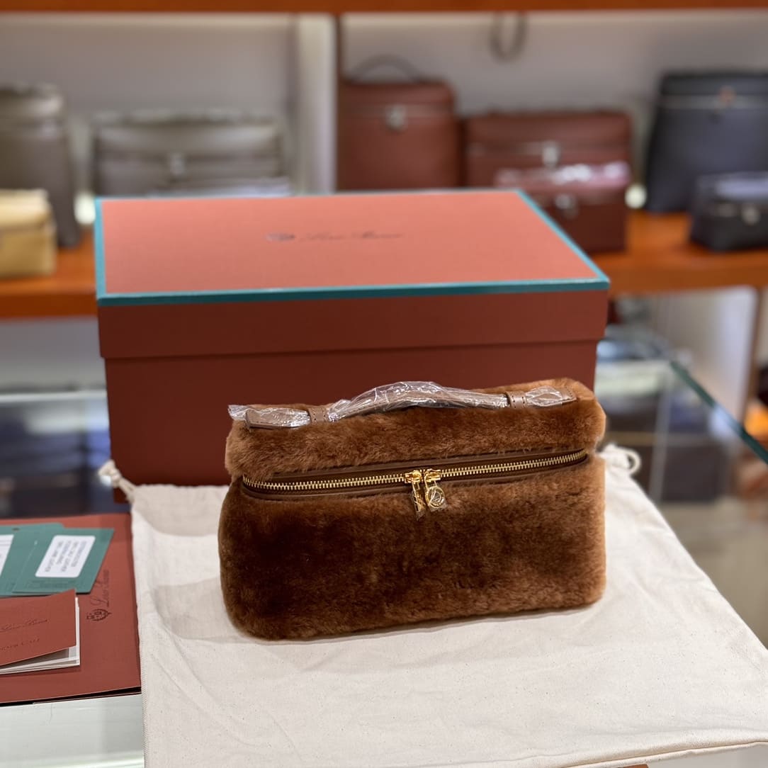 TÚI Loro Piana Women Extra bằng lông chồn nhập khẩu 19